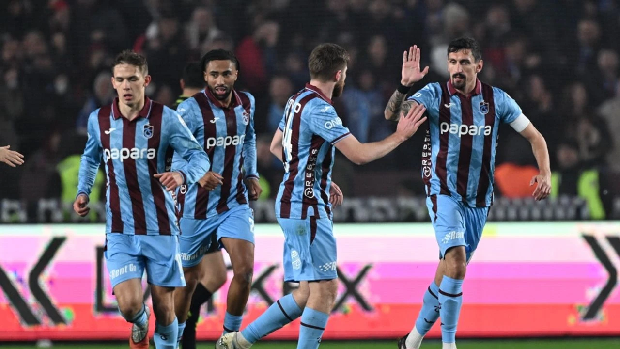 Ankara'da Nefes Kesen Mücadele! Gençlerbirliği - Trabzonspor: İşte Muhtemel 11'ler ve Son Durum