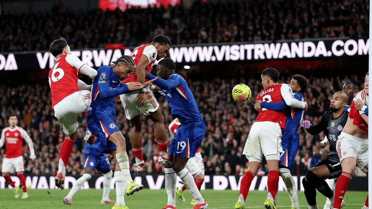 Arsenal'dan Derbide Zirve Dansı: Chelsea'yi Duran Toplarla Yıktı!