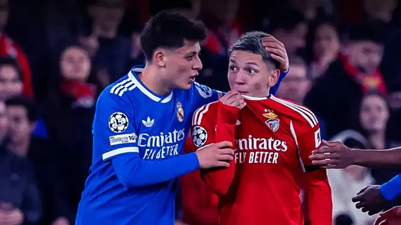 IFAB Duyurdu: Oyunculara “Ağzını Kapatma” Yasağı, Cezası Kırmızı Kart Olabilir