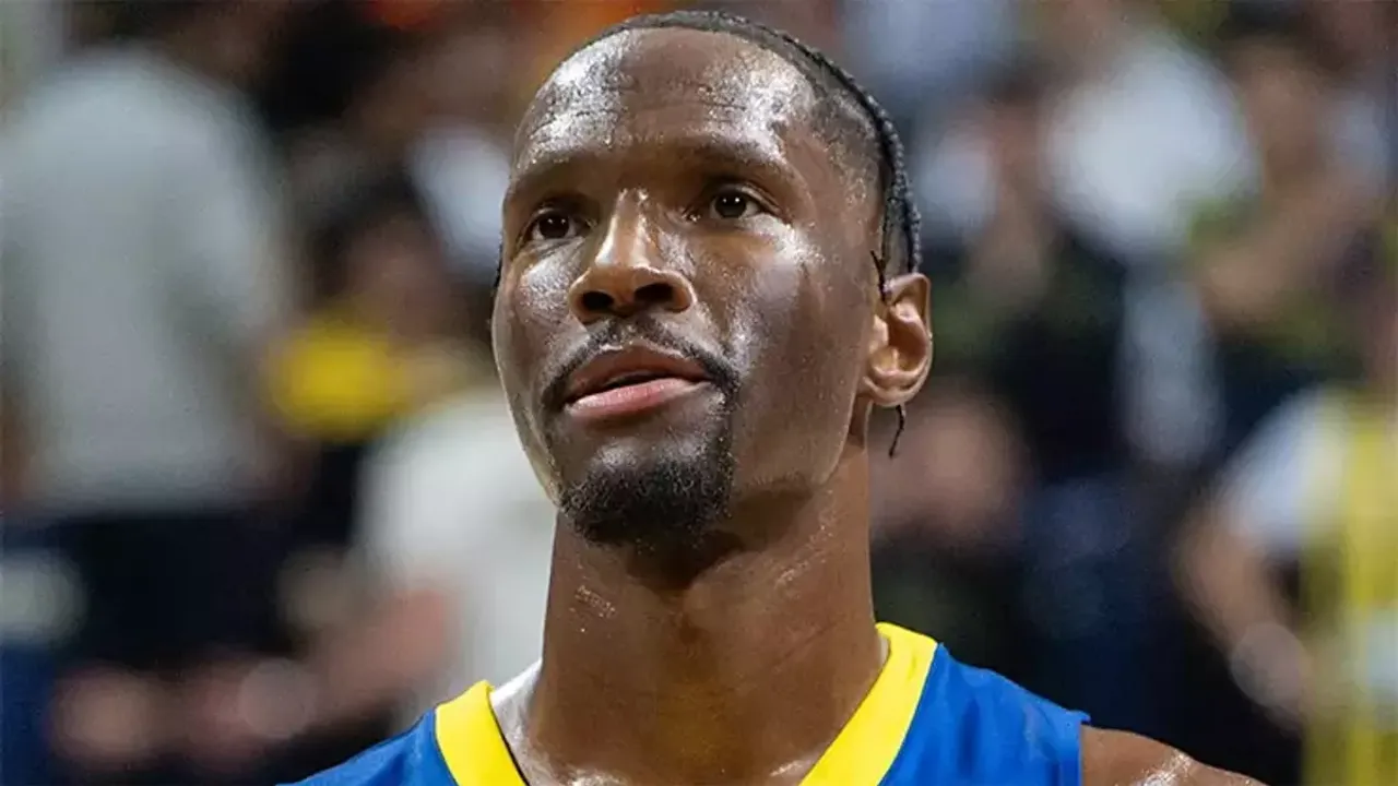 Nigel Hayes-Davis'in Avrupa Dönüşünde Rekor Maaş Hedefi: Fenerbahçe Beko ve Devlerin Kapışması Başladı!