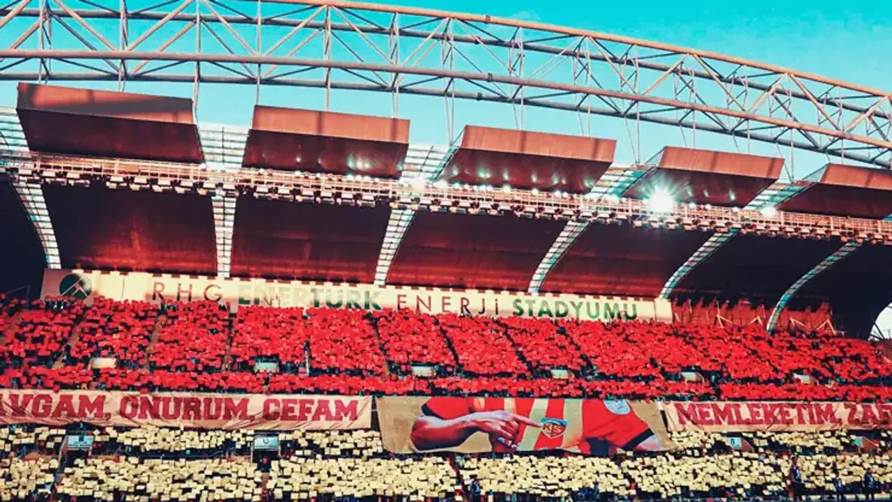 Kayserispor'da Kritik Karar: Sportif Direktör Muhammet Türkmen'in İstifası Reddedildi!