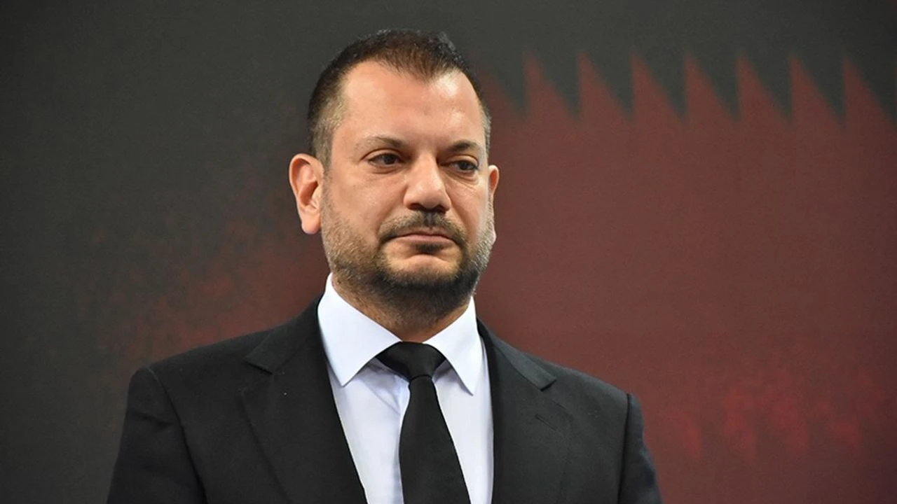 Trabzonspor Başkanı Ertuğrul Doğan'dan Gündem Yaratan Açıklamalar: Fenerbahçe Derbisi ve Süper Lig'in Geleceği Masada