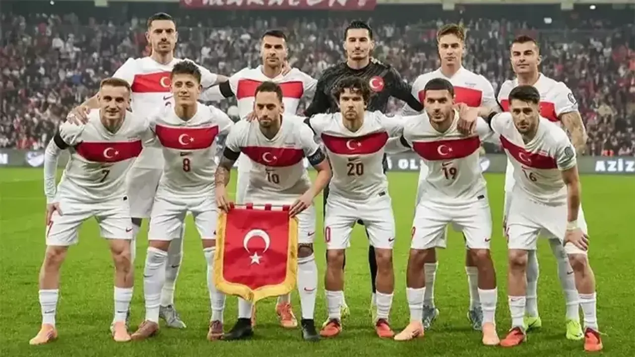 Transfer Piyasası Kızıştı: 5 Premier Lig Devi Zeki Çelik İçin Harekete Geçti!