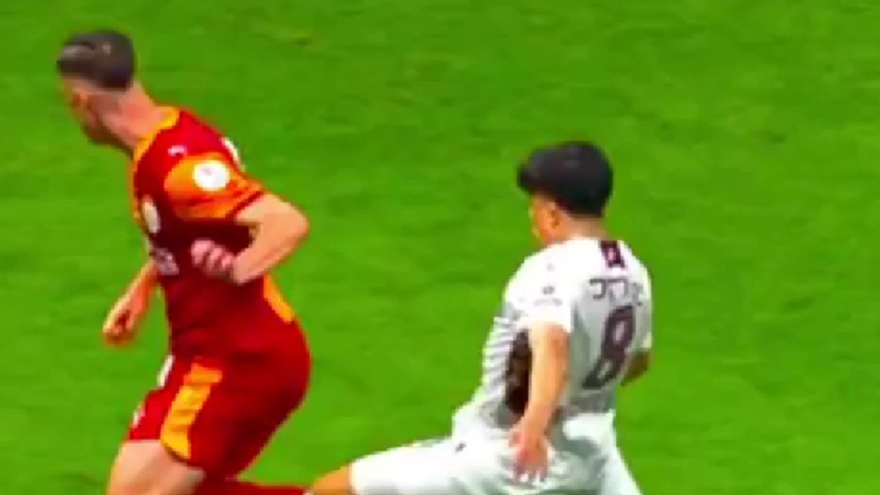 Trabzonspor'da Şok Gelişme: Bouchouari'nin Kısa Süreli Oyunu Kırmızı Kartla Noktalandı!