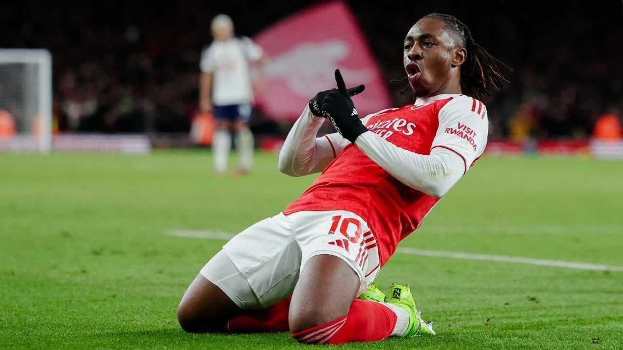 Kuzey Londra Derbisine Eze Damgası: Henry ve Van Persie Rekorunu Egale Etti!