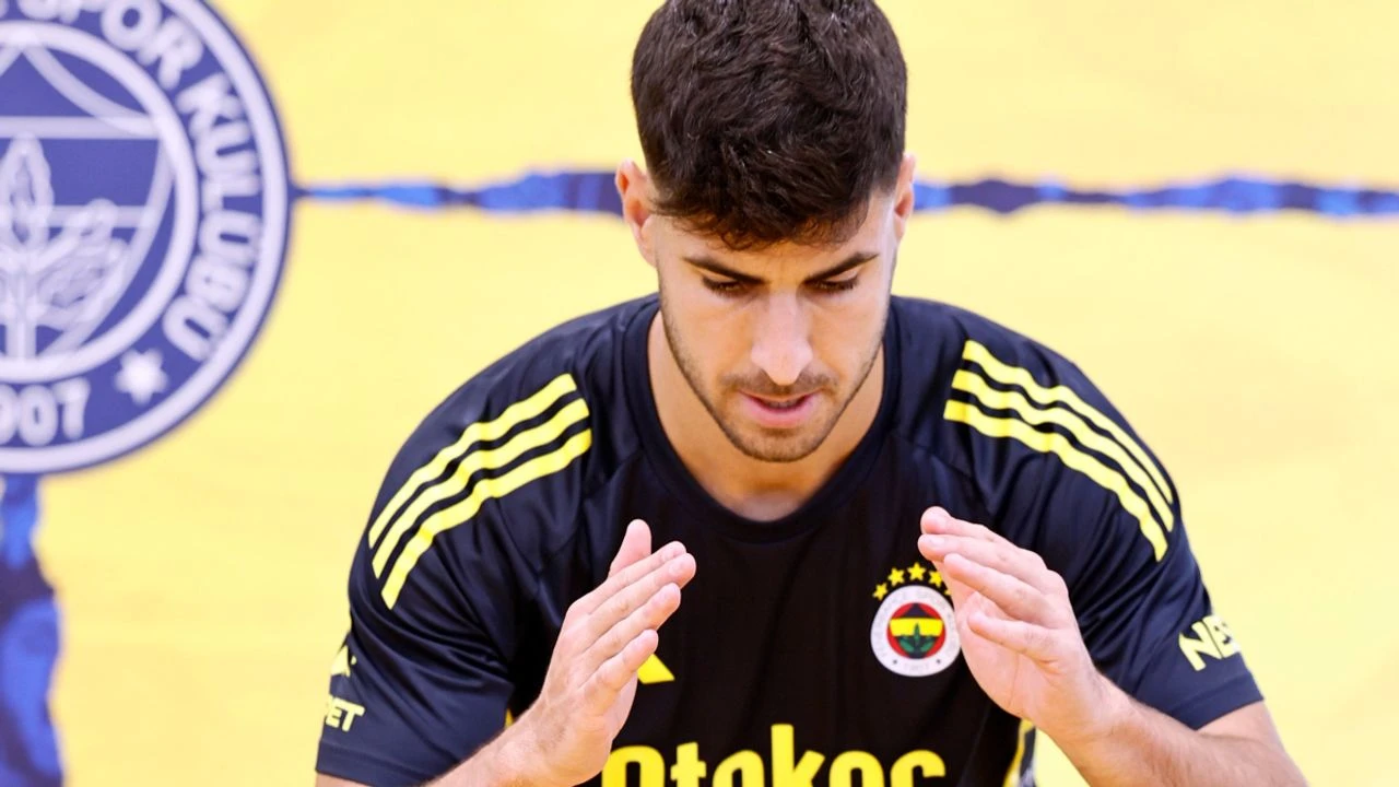 Fenerbahçe'den Rizespor Maçı Öncesi Salon Mesajı: Güç Depoladılar!