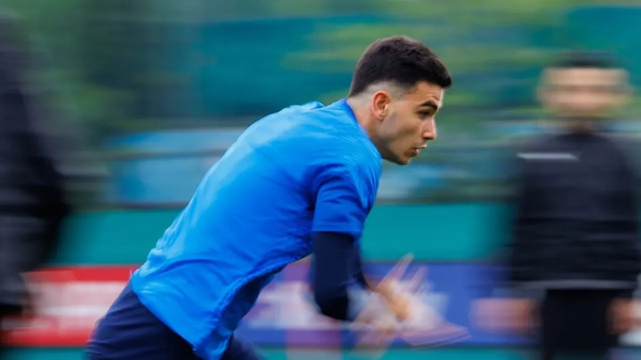 Beşiktaş'tan Çifte Transfer Hamlesi: Genç Yıldız Yasin Özcan İstanbul'a Geliyor, Abraham da Tamam!