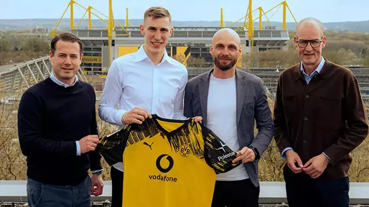 Dortmund’da Schlotterbeck krizi çözüldü: 2031’e kadar imza