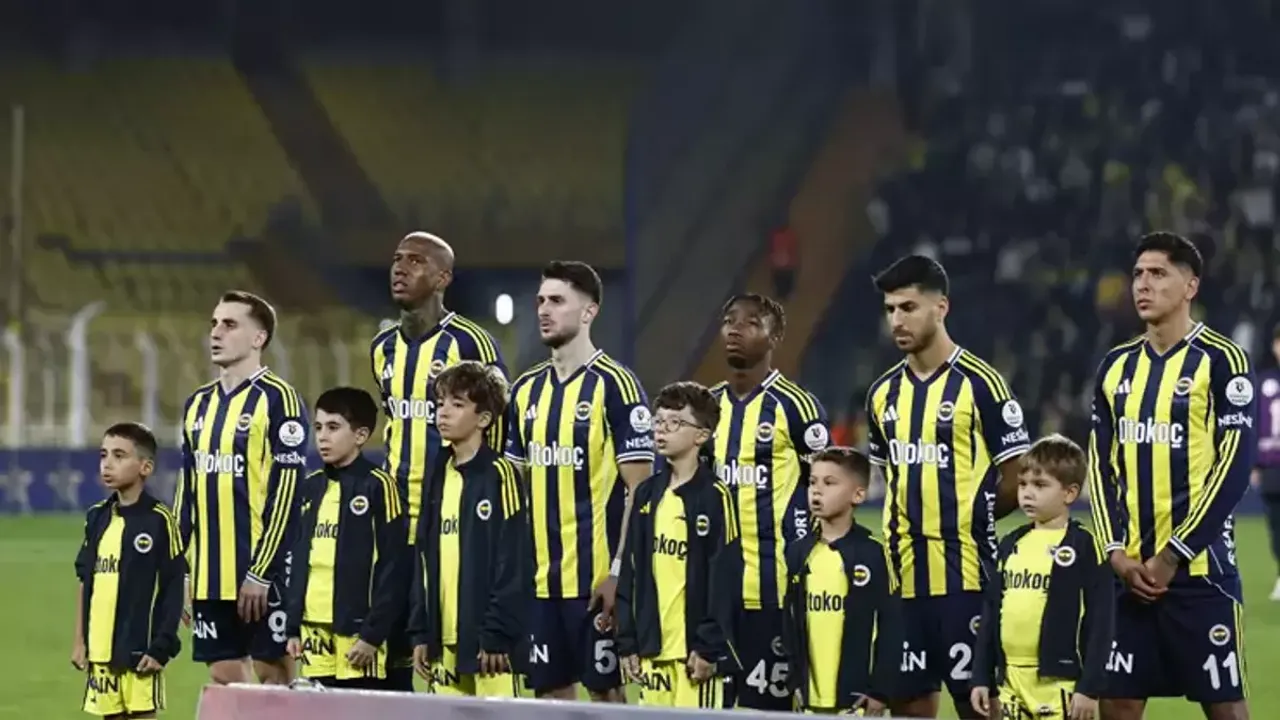 Fenerbahçe, Çekya'da Tarihi Tekrarlamak İstiyor: Plzen Deplasmanında Hedef Net!