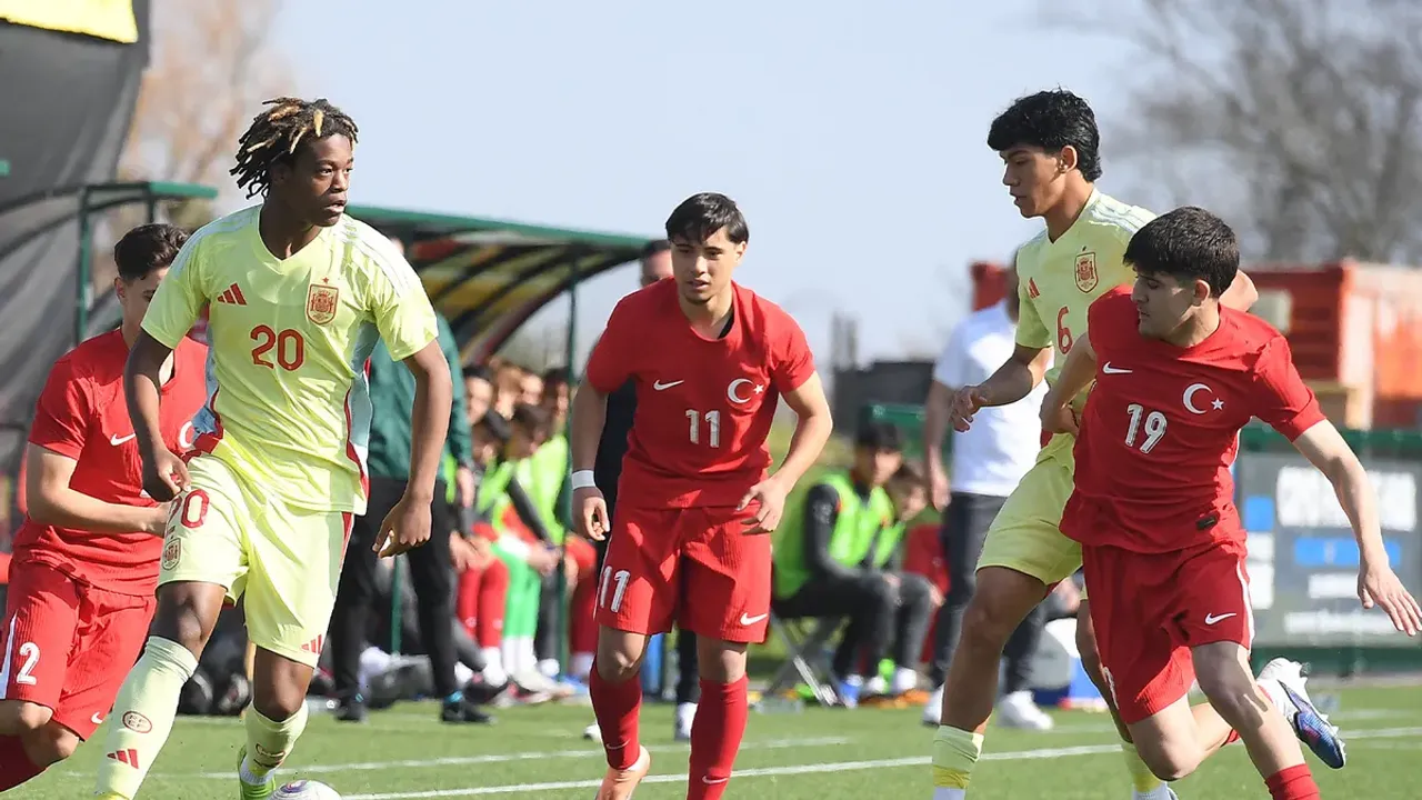 U17 Milli Takımımız İspanya Engelini Aşamadı: Belfast'ta Kritik Beraberlik
