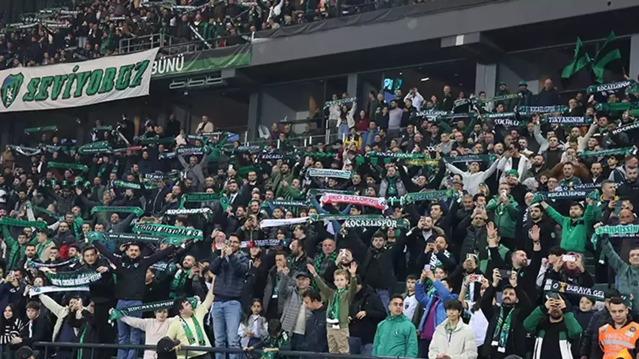 Kocaelispor-Galatasaray Randevusunda Tribünlerden Tarihi Atak: Hodri Meydan'dan Desibel Rekoru Denemesi!