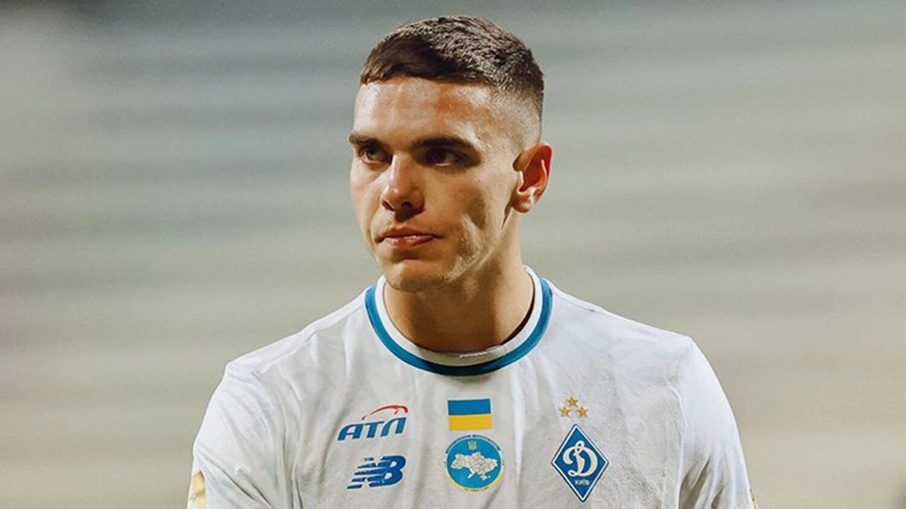 Okan Buruk'tan Matviy Ponomarenko'ya Sürpriz Temas: Galatasaray'ın Genç Yıldız Hamlesi!