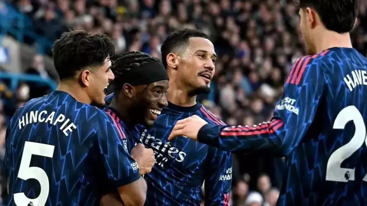 Arsenal Zirveyi Sağlamlaştırdı: Rakiplerin Puan Kaybı Premier Lig'e Damga Vurdu!