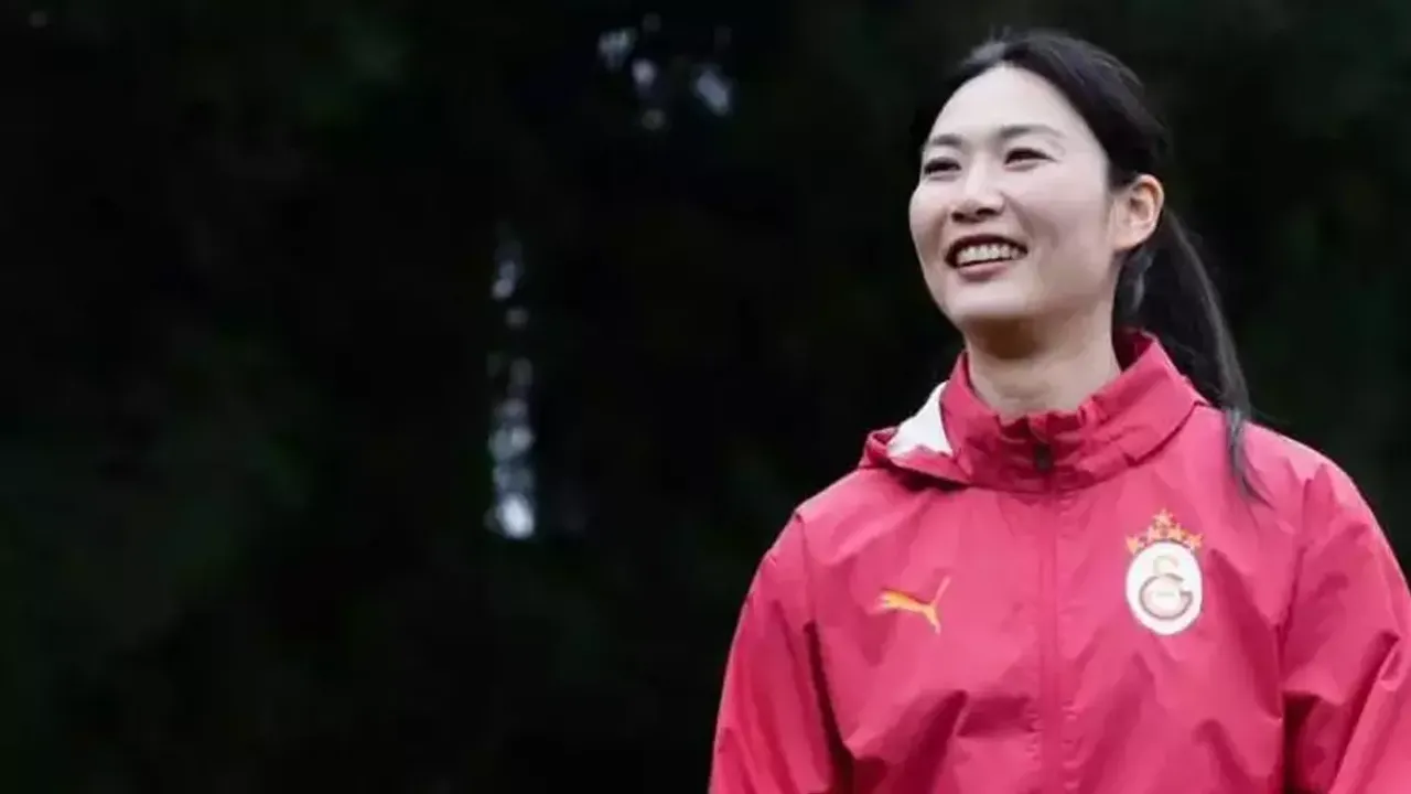 Galatasaray Kadın Futbol Takımı, Dünya Yıldızı Lina Yang'ı Renklerine Bağladı!
