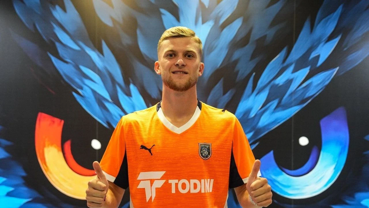 Bomba İddia: Başakşehir, Jakub Kaluzinski ile Yollarını Ayırıyor!