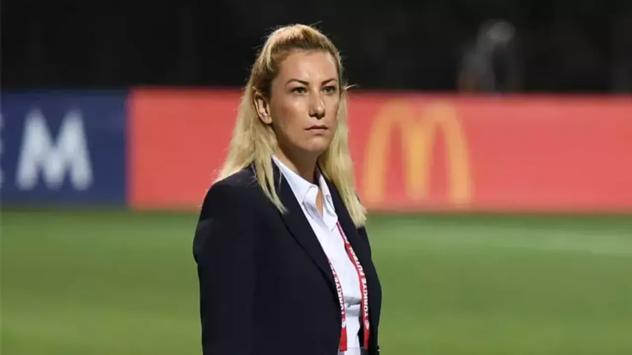 Ay-Yıldızlı Kadınlar Malta Maçına Odaklandı: Kıragası'dan Taraftara Destek Çağrısı