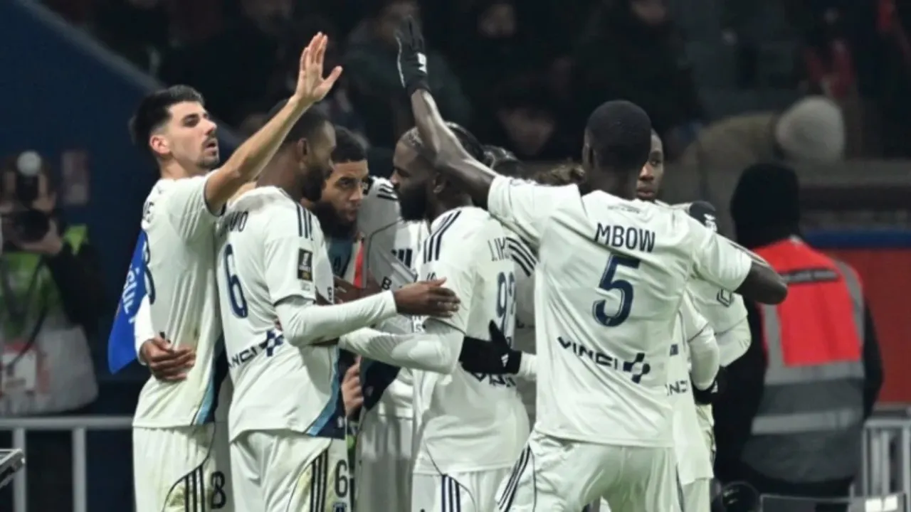 PSG, Paris FC’ye Yenilerek Kupaya Havlu Attı