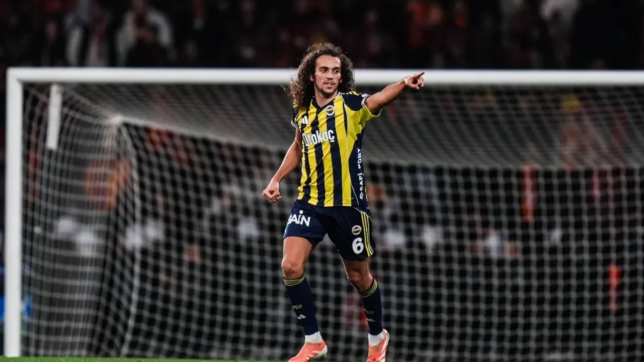 Fenerbahçe'nin Yeni Transferi Guendouzi'nin Geçmişi Mercek Altında: Lazio'dan Sarsıcı Sözler!