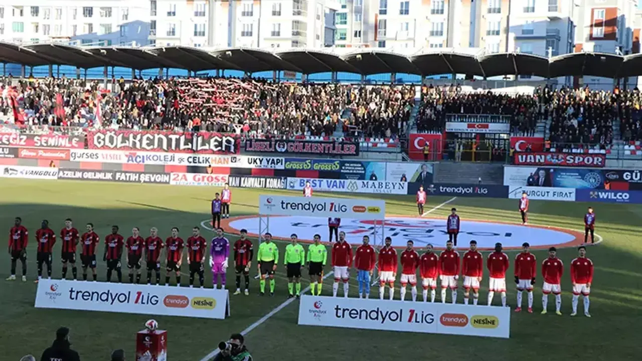 Van Spor FK’dan VAR Hakemine Suç Duyurusu!