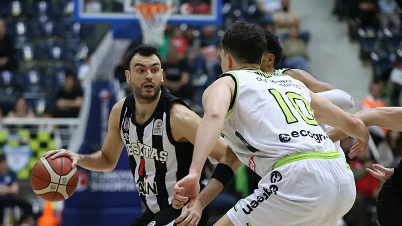 Beşiktaş GAİN'den 44 Yıllık Hasrete Son: Basketbol Süper Ligi'nde Namağlup Zirve!
