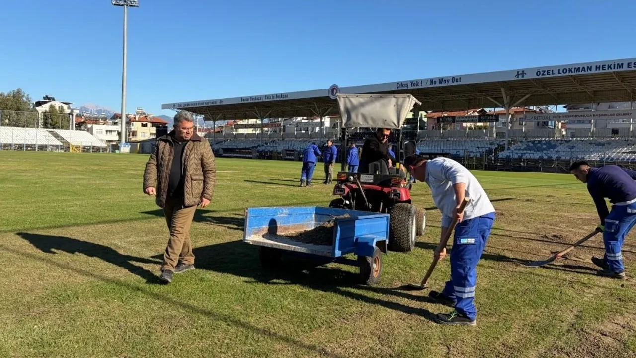 Fethiyespor'da 'Dev' Randevu Öncesi Galatasaray Mesaisi: Fethiye Stadı Baştan Yaratılıyor!