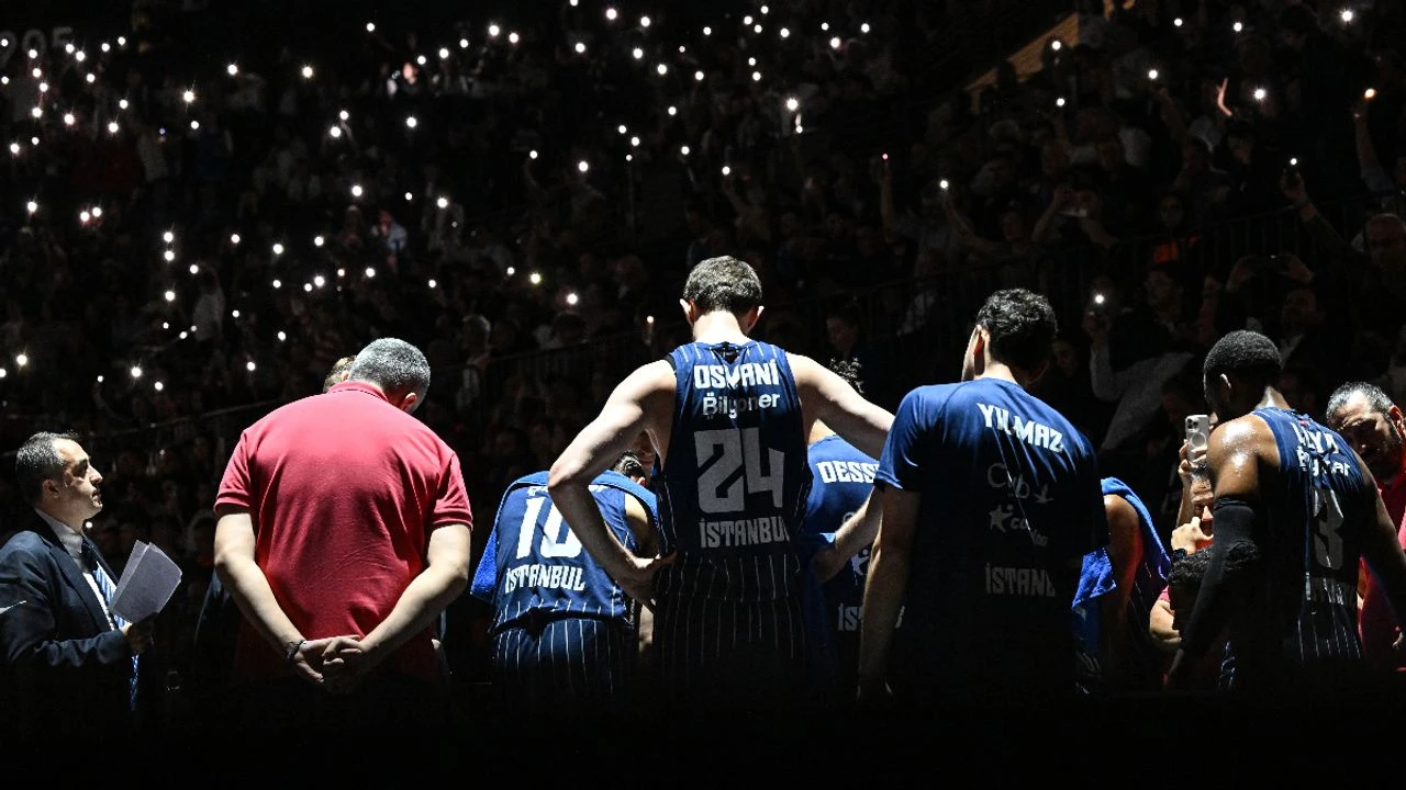 EuroLeague'de Büyük Hüsran: Anadolu Efes, Real Madrid Karşısında Son Periyotta Yıkıldı