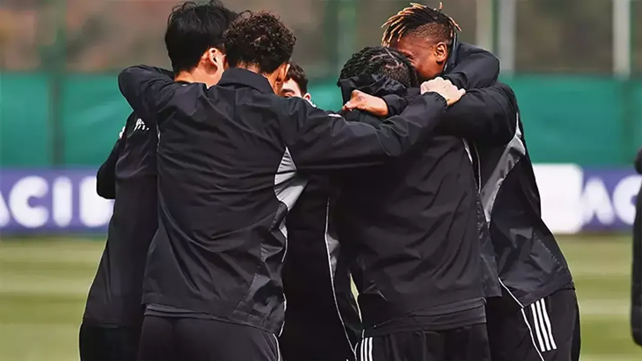 Beşiktaş'ta Gençlerbirliği Seferi Öncesi Kadro Netleşti: İşte 22 Kartal!