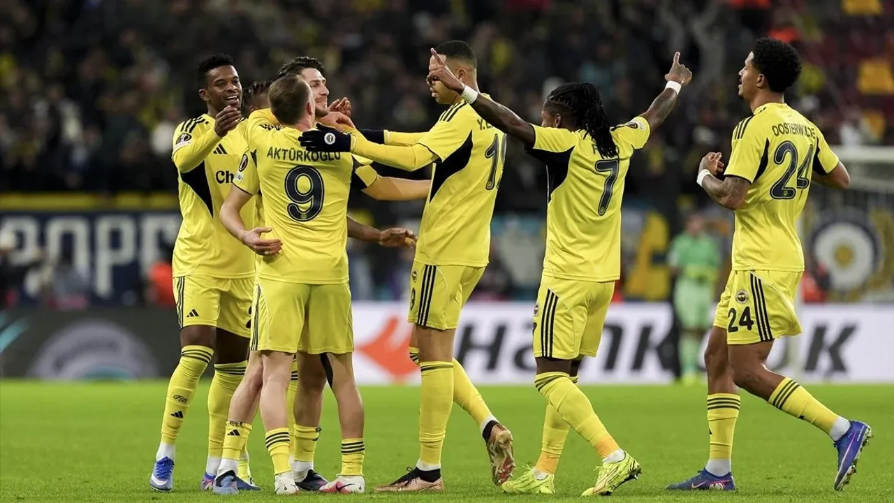 Fenerbahçe'ye UEFA'dan Dev Finansal Destek: Avrupa Serüveni 19.48 Milyon Euro Kazandırdı!
