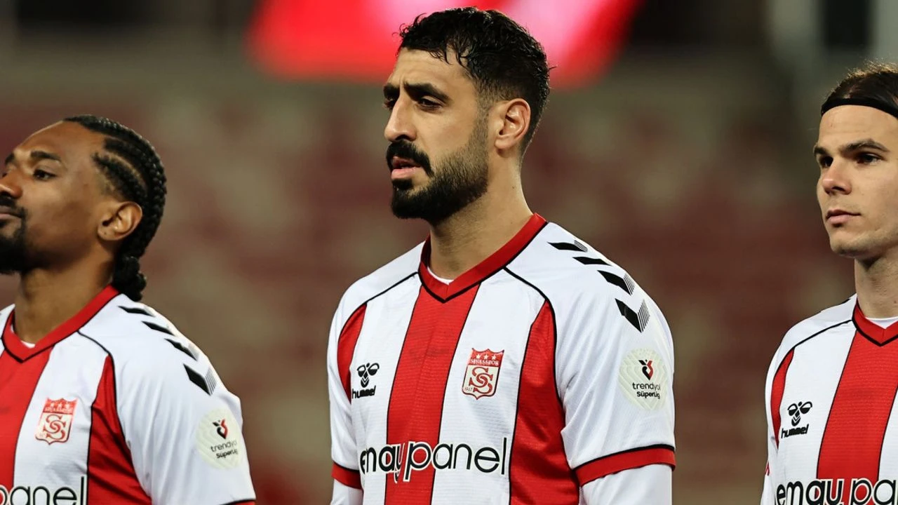 Tolga Ciğerci'den Beklenmedik U Dönüşü: Almanya 3. Ligi'ne Transfer Oldu!