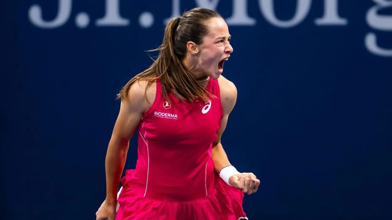 Milli Tenisçi Zeynep Sönmez Katar Açık'ta Sahne Alıyor: İlk Rakip Maria Sakkari!