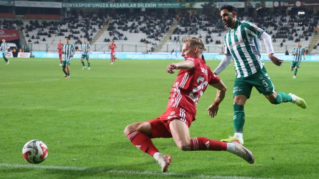 Anadolu Derbisi'nde Gol Sesi Çıkmadı: Konyaspor ve Antalyaspor Puanları Paylaştı