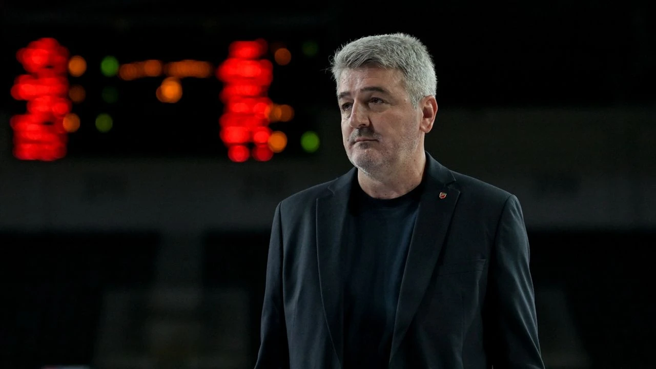 Pınar Karşıyaka'da Şok Ayrılık: Faruk Beşok Dönemi Resmen Bitti!