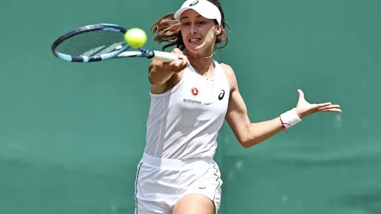 Zeynep Sönmez'den Chennai'de Seri Başı Zaferi: İkinci Turda!