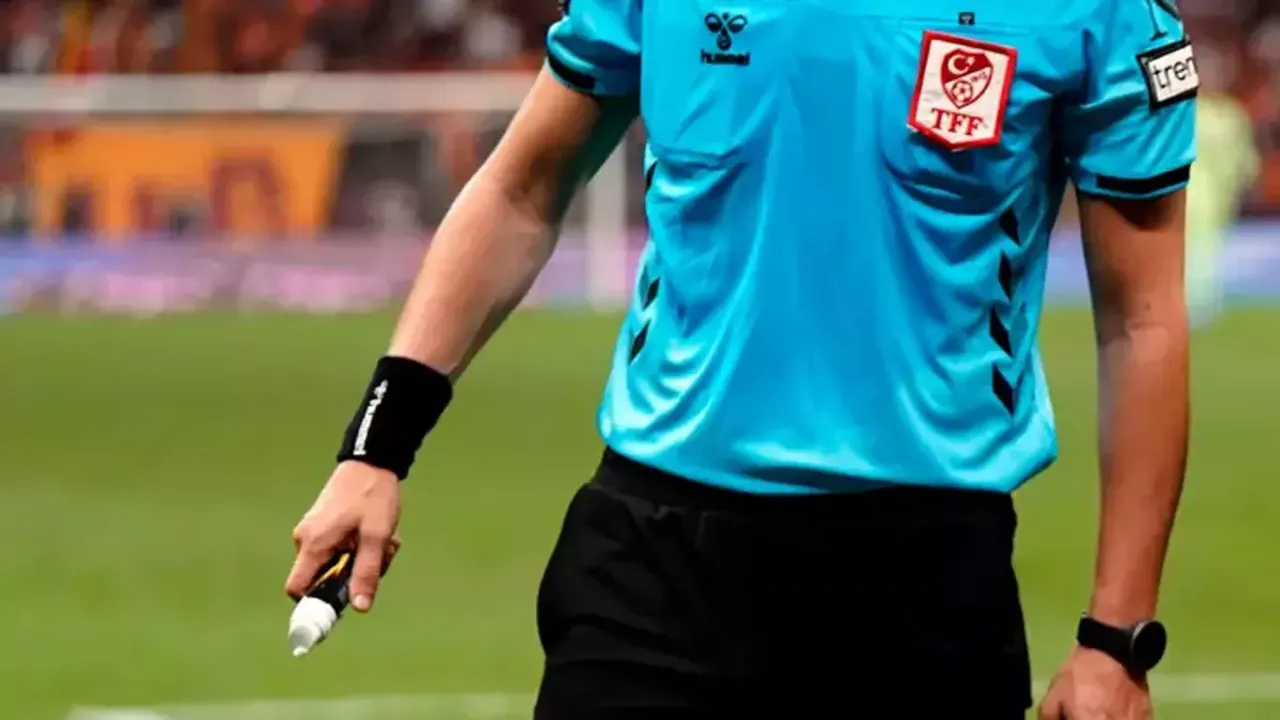 Süper Lig'in Kritik Erteleme Randevularına Kimler Çıkıyor? İşte Hakem Atamaları!