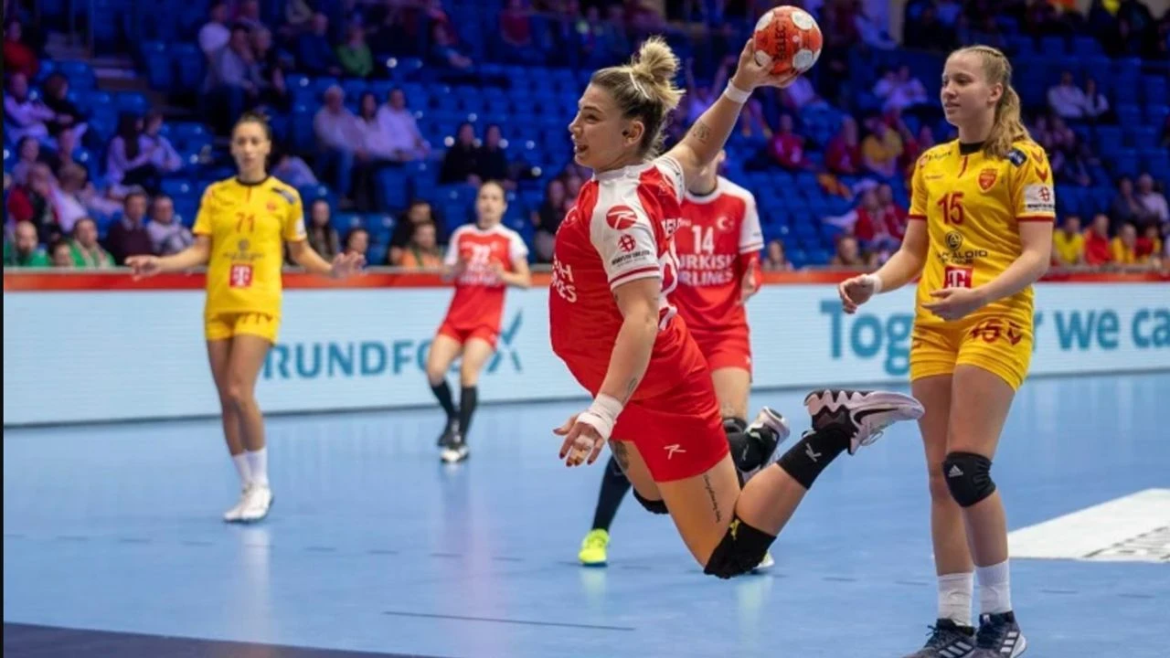 A Milli Kadın Hentbol Takımı'ndan Avrupa Kupası'na Zorlu Macaristan Startı!