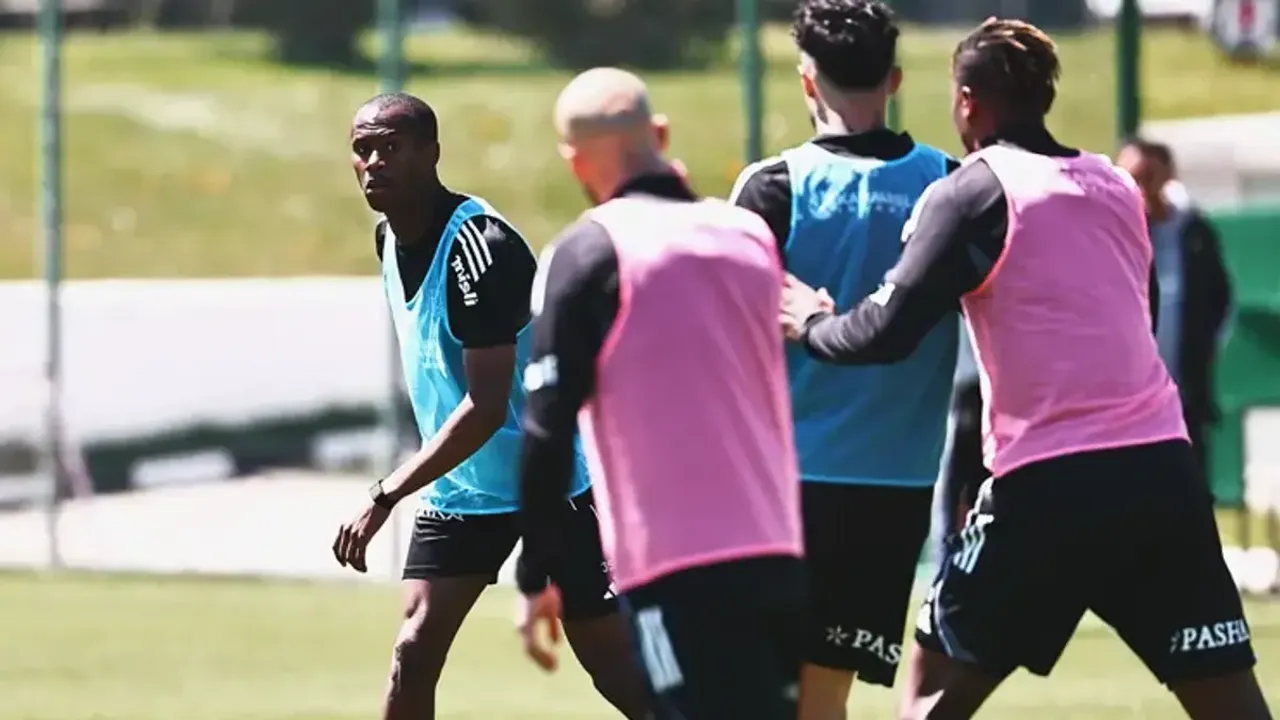 Beşiktaş Gaziantep FK Maçı Öncesi Son Rötuşları Yapıyor: Sergen Yalçın Sahada!