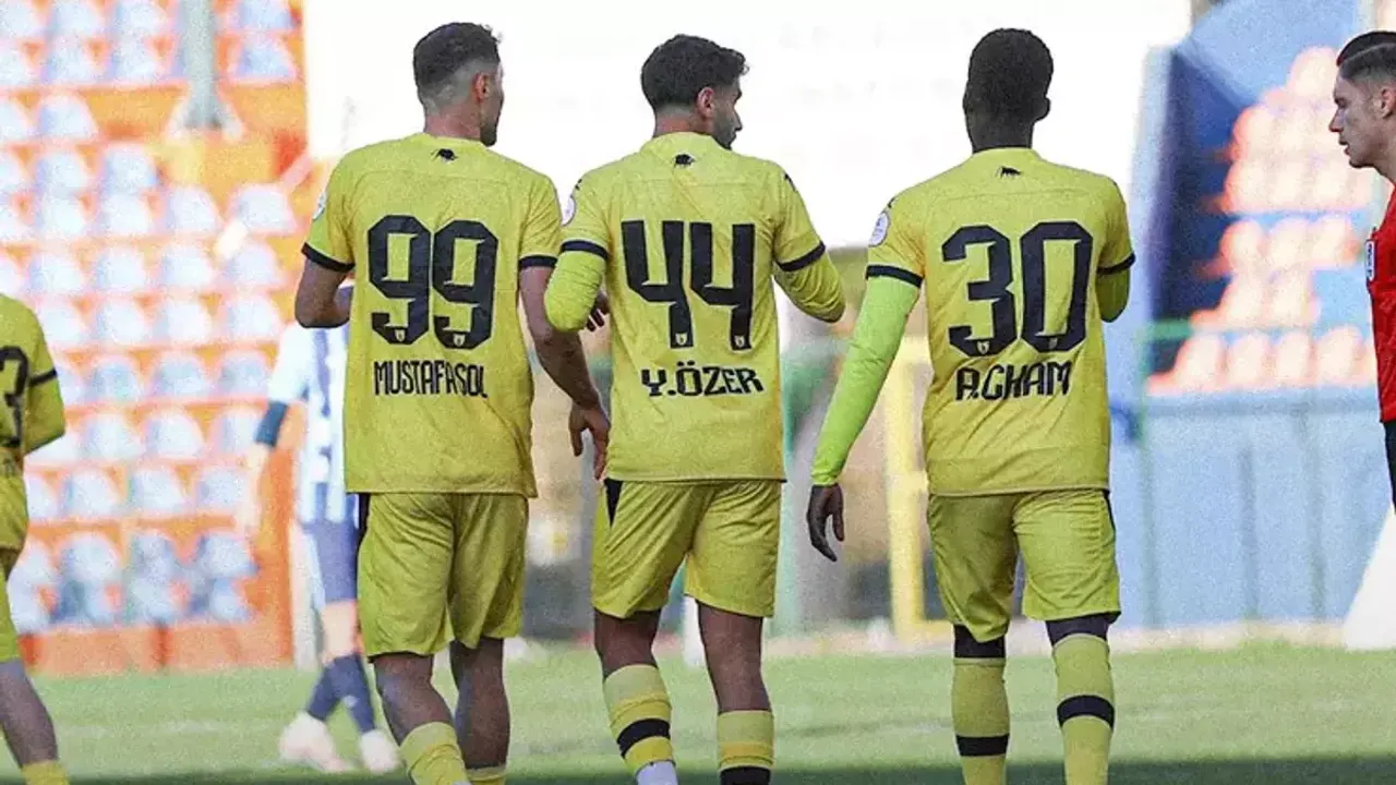 Trendyol 1. Lig'de İlk Yarı Perdesi Kapandı: Lider Amed SF, Play-offlar Kızıştı!