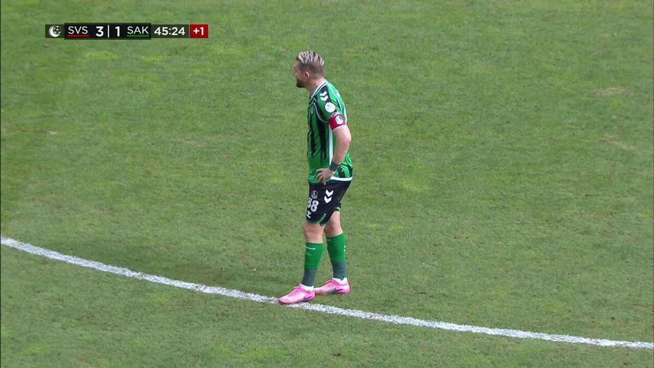 Caner Erkin'den Kırmızı Kart Rekoru: 12 Maçta 4 Kez Oyun Dışı Kaldı!