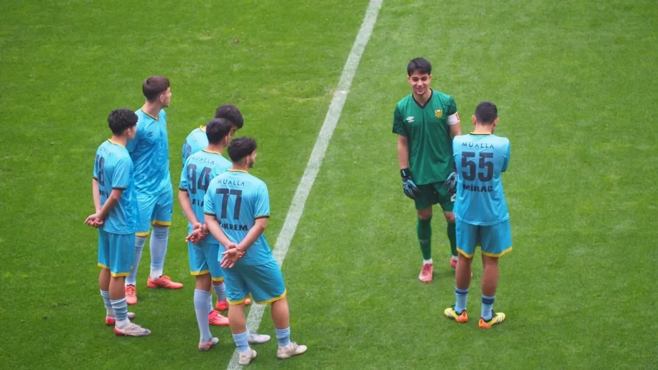 Şok Gelişme: Yeni Malatyaspor Süper Lig'den Üçüncü Lig'e Düştü! Finansal Krizin Acı Bilançosu