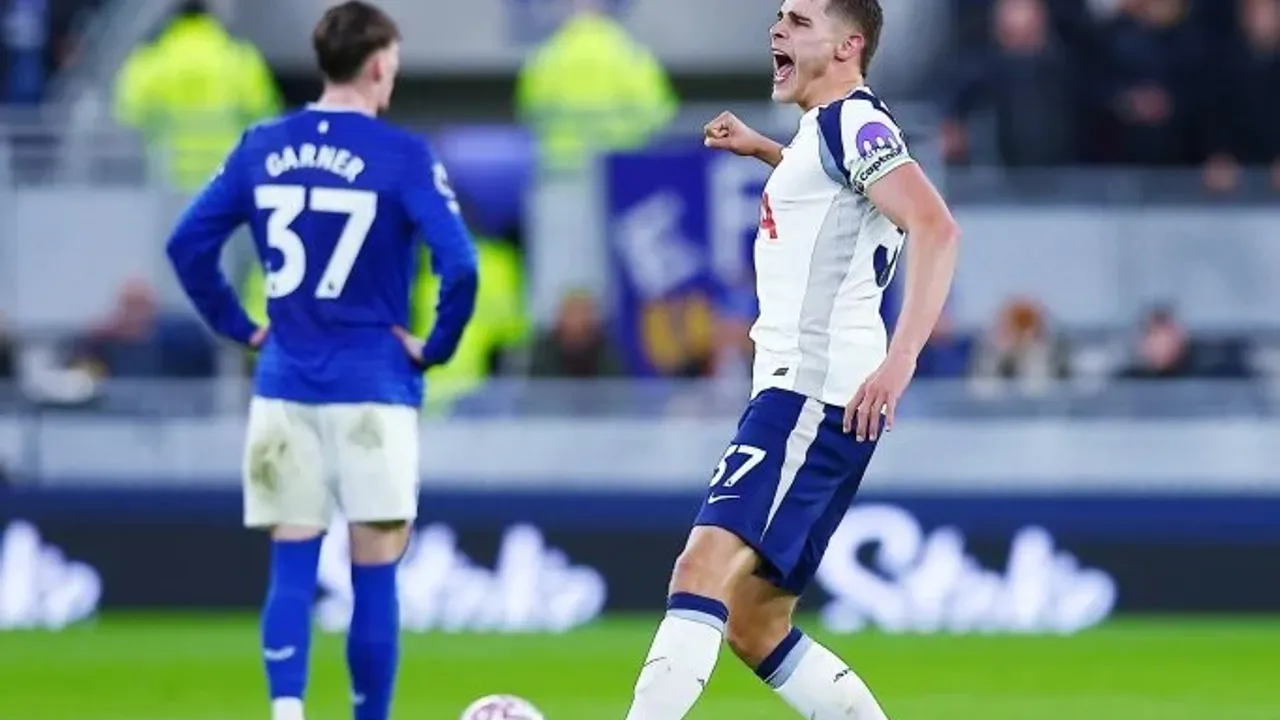 Tottenham, Everton Deplasmanında Golle Coştu: Mükemmel 3-0!