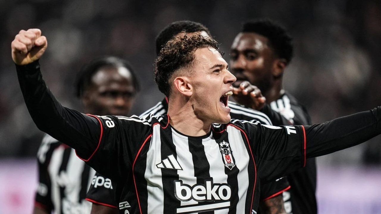 Beşiktaş'ta Kritikk Yol Ayrımı: Asllani ve Vasquez'den Siyah-Beyazlılara Veda