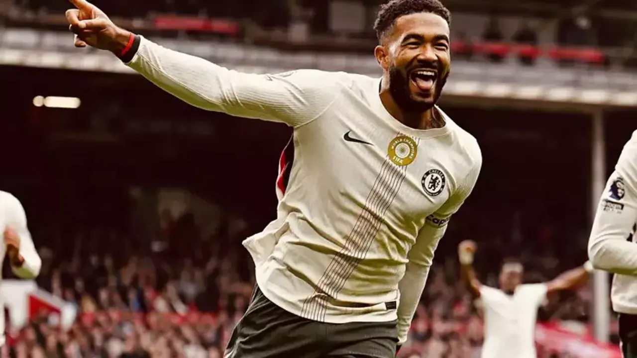 Reece James'ten Chelsea'ye Yürekten Bağlılık: Yeni Sözleşmeye İmza Attı!