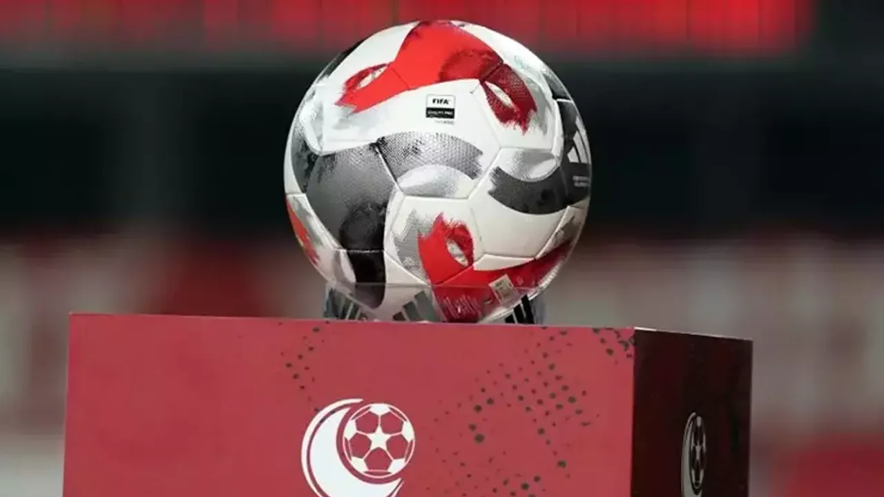 Trendyol Süper Lig'de Zirve Yarışı Kızışıyor: 14. Haftada Dev Derbi Heyecanı!