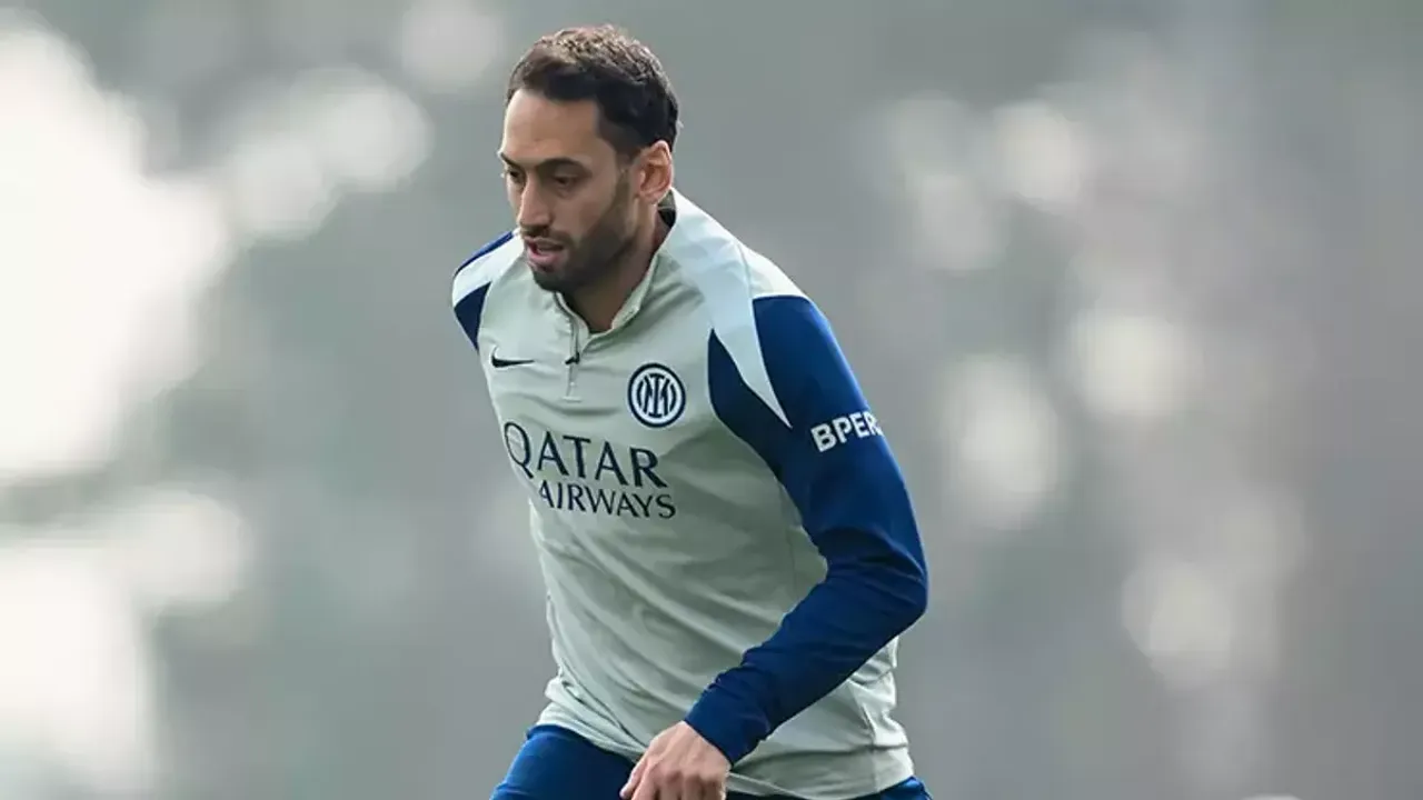 Hakan Çalhanoğlu'ndan Inter'e Sakatlık Şoku! Atalanta Maçını Kaçıracak