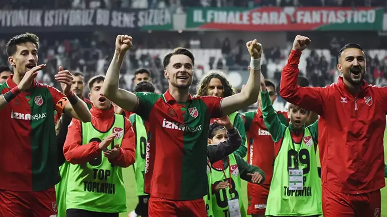 Zirve Yarışında Nefes Kesen Deplasman: Karşıyaka, Uşakspor Karşısında!