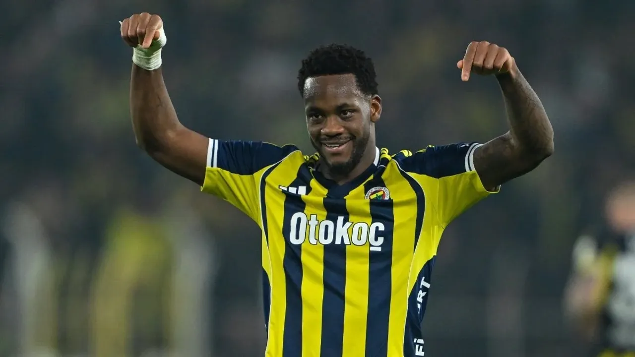 Fenerbahçe'de Jhon Duran Krizi: Sakatlık ve <span style='color: #f59e0b;'>Transfer Bombası</span>!