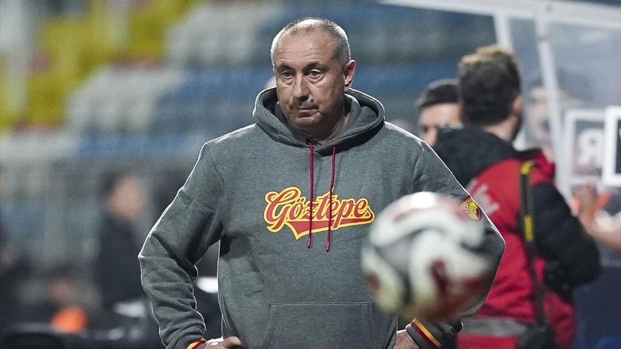 Stanimir Stoilov'dan Kasımpaşa Zaferi Sonrası Önemli Açıklamalar: Disiplin ve Genç Yeteneğe Vurgu!