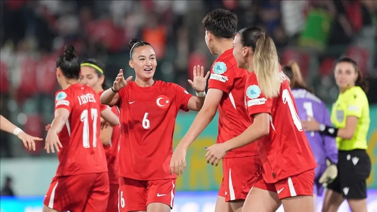 Kadın Milliler Kosova Deplasmanında: Uluslar Ligi Play-Out İlk Maçı Heyecanı!