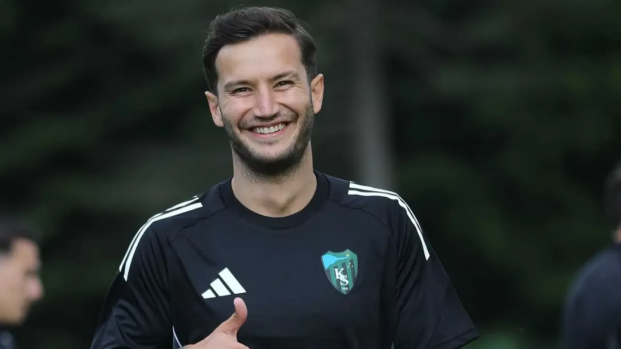 Kayserispor'dan Süper Lig Hedefine Güçlü Takviye: Oğulcan Çağlayan İmzaladı!