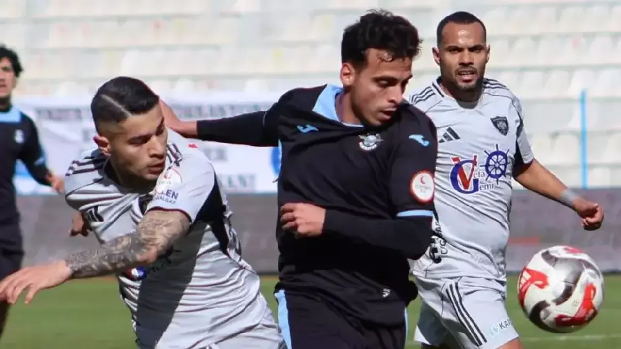 Erzurumspor FK'dan Gol Resitali: Adana Demirspor'a Karşı 7-0'lık Tarihi Zafer!